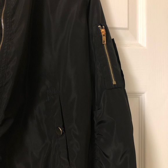 Black bomber jacket - Picture 2 of 7